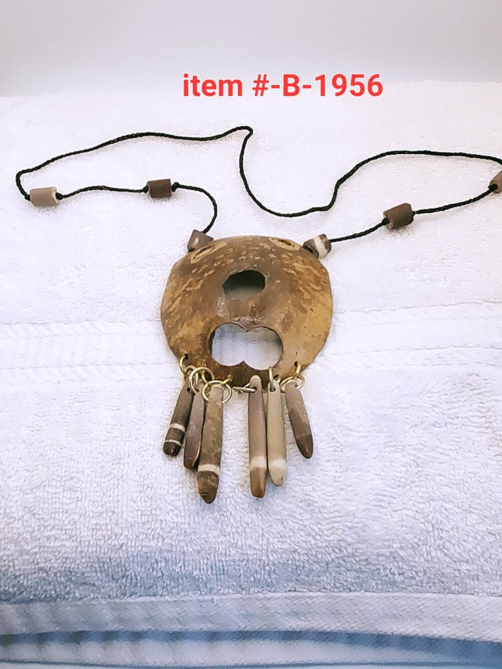 1 Necklace, item # B-1956,.  wt. 32 grams.